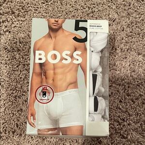 NWT 5 pack BOSS Men's White Boxer Briefs size large